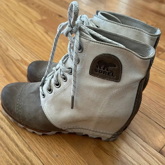 Sorel PDX wedge in sea salt sz 8.5 million not scuffs shown in photos good cond - Picture 3 of 9